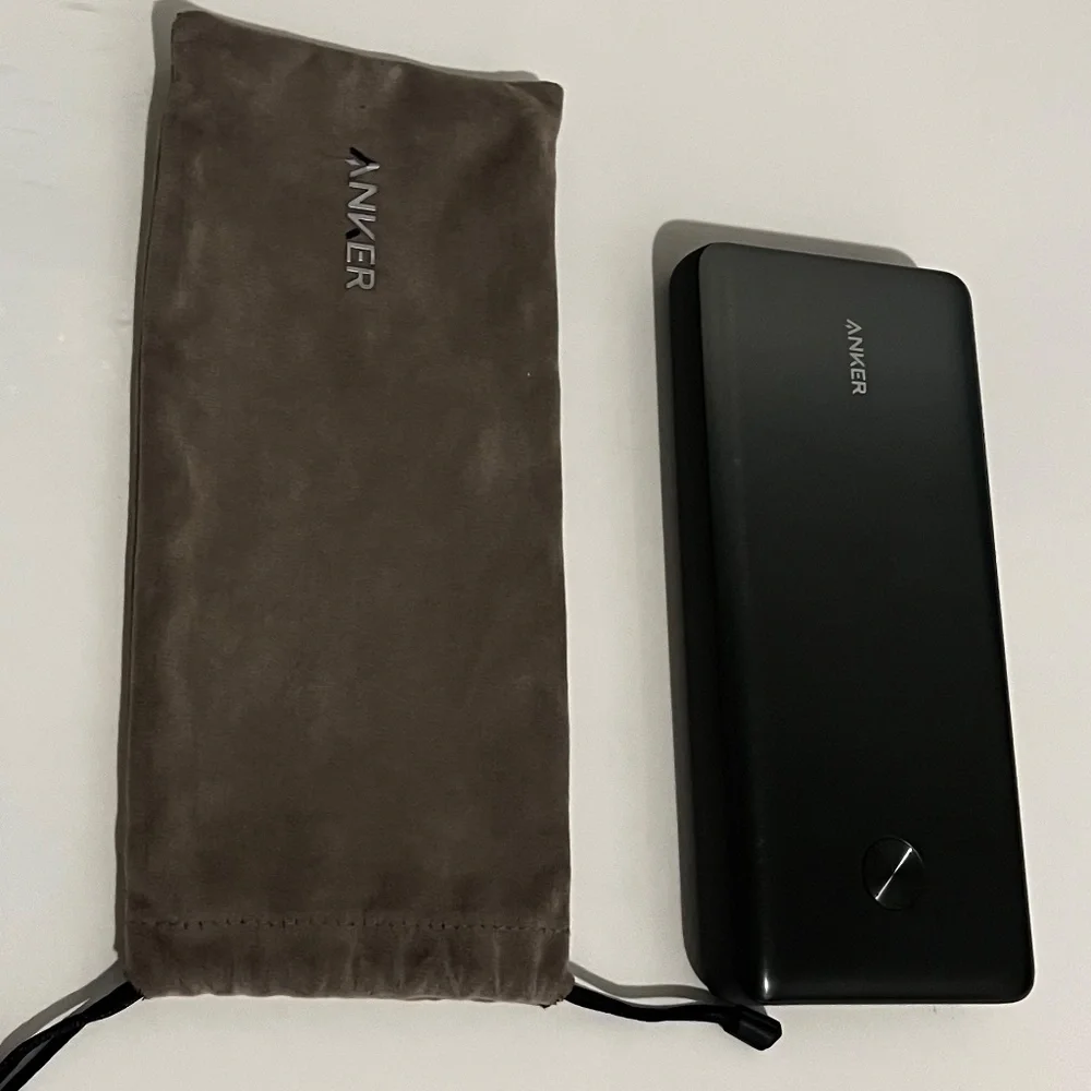 Anker on the go laptop charger